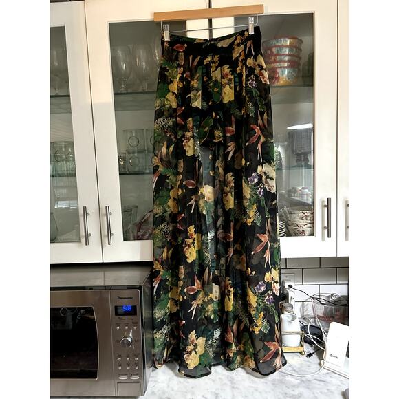 Luxxel Pants - LUXXEL Women's Tropical Skirt Floral Open Front Attached Shorts Size Medium